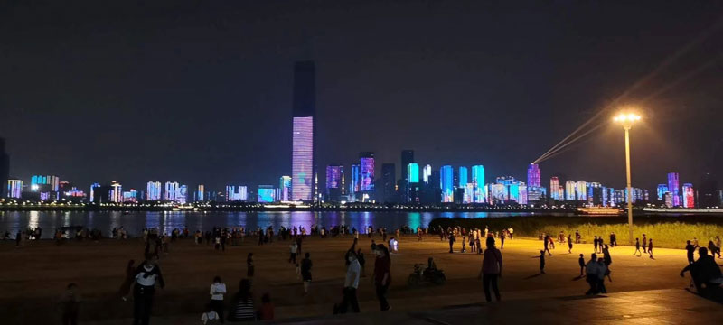 汉口江滩.jpg